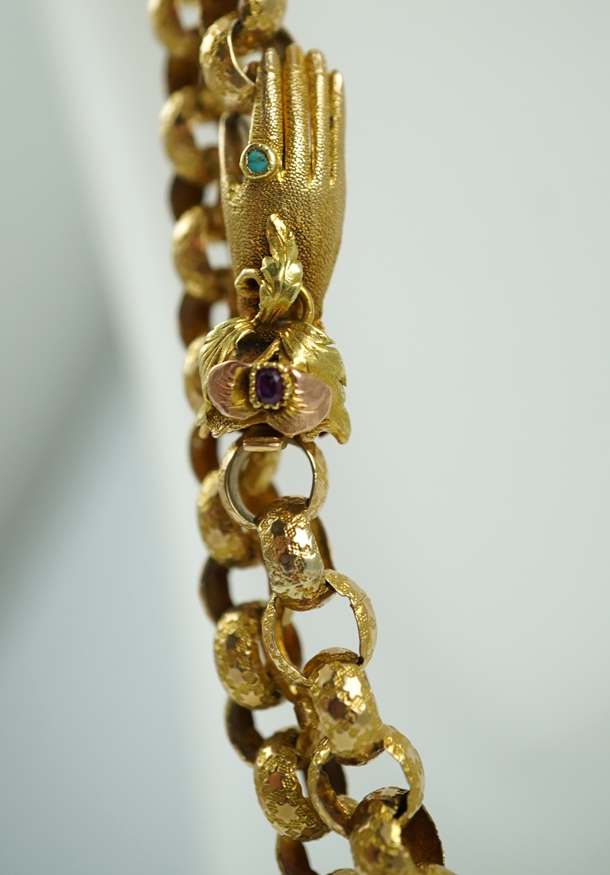 An attractive Georgian gold long guard chain, early 19th century